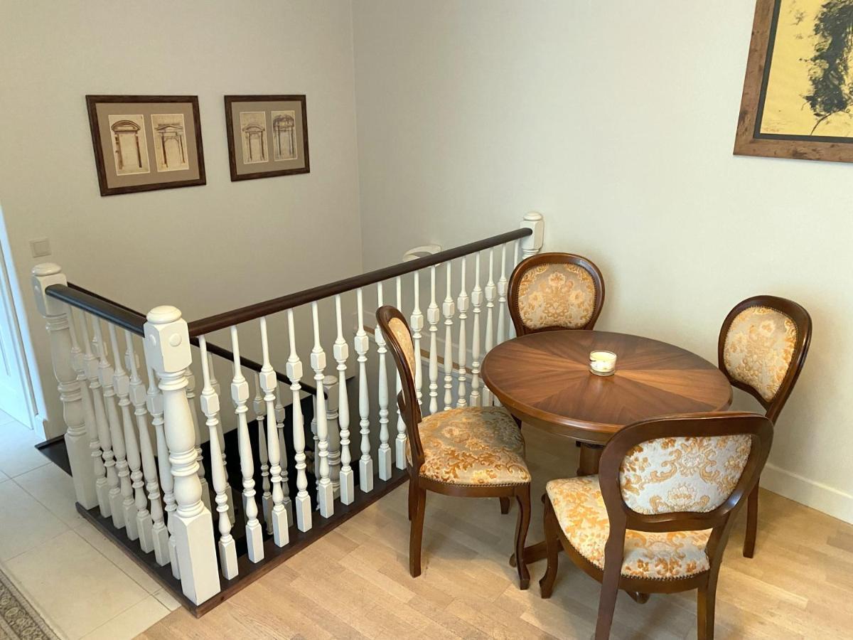 Exclusive Gaono Apartment In The Heart Of Old Town ヴィリニュス エクステリア 写真