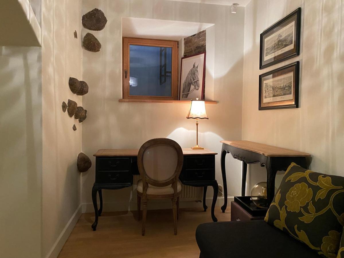 Exclusive Gaono Apartment In The Heart Of Old Town ヴィリニュス エクステリア 写真